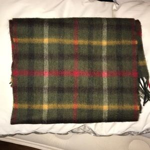 BARBOUR Lambswool and Cashmere Scarf NEVER WORN